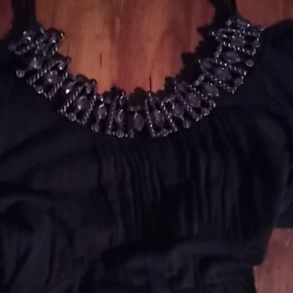 Dress - Picture 2 of 2
